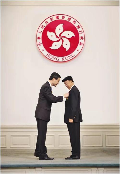 新澳门历史开奖记录查询表和中方少将回应某人与少将中国